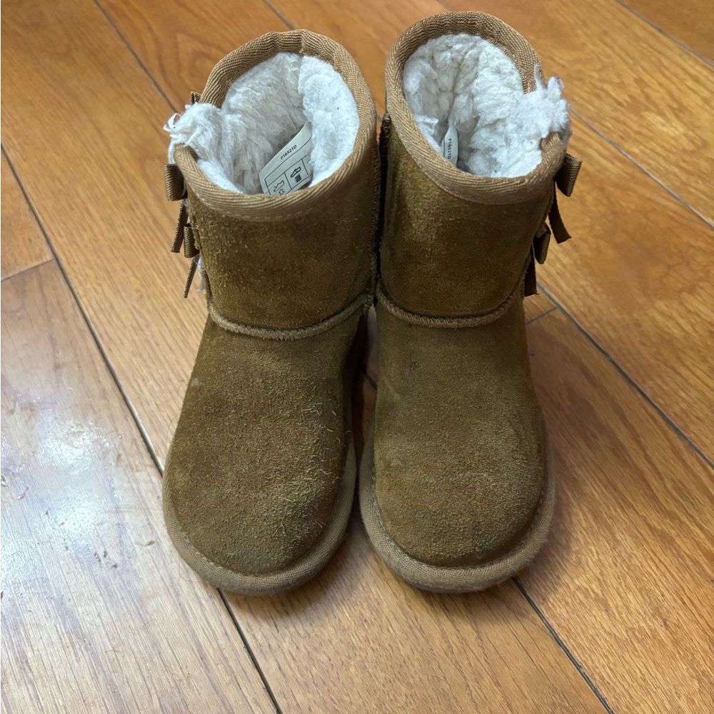 Koolaburra Kids Tan Boots, Toddler size 7